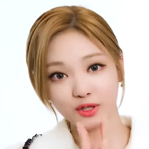ǰ 